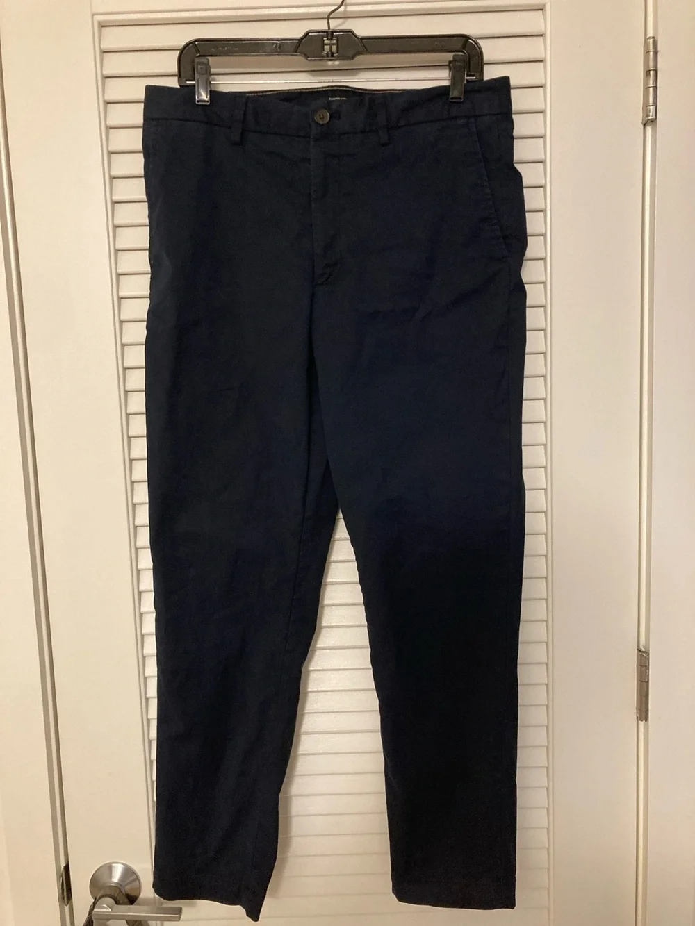 Banana Republic Navy Blue Men's Lived-In Slim Chinos - Size 32 X 30